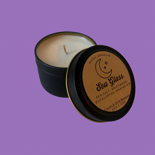 Vela en lata sin aroma de 4 oz.